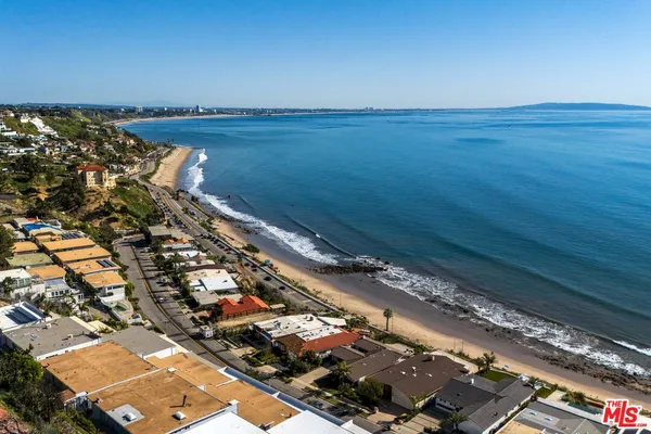$12,900 | 18223 Coastline Drive, Malibu, CA 90265