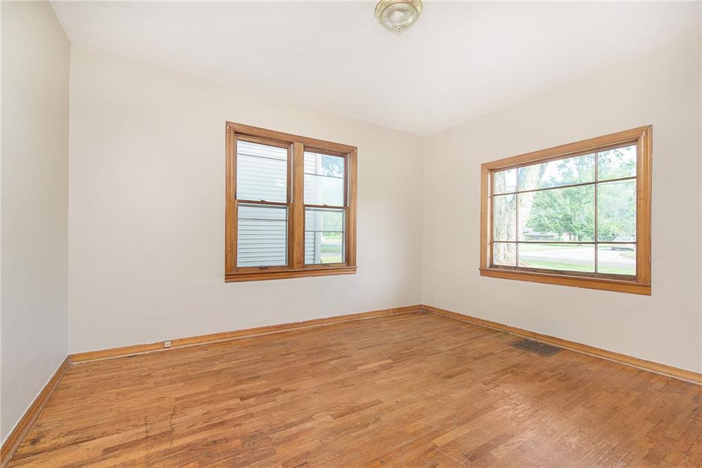 1611 Lindberg Road Anderson, IN 46012 - Photo 12 of 25