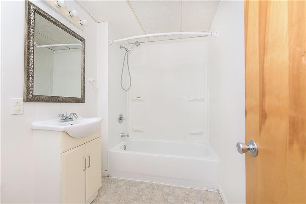 1611 Lindberg Road Anderson, IN 46012 - Photo 21 of 25