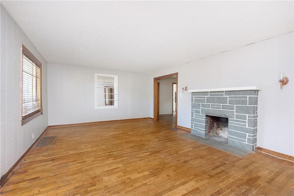1611 Lindberg Road Anderson, IN 46012 - Photo 5 of 25