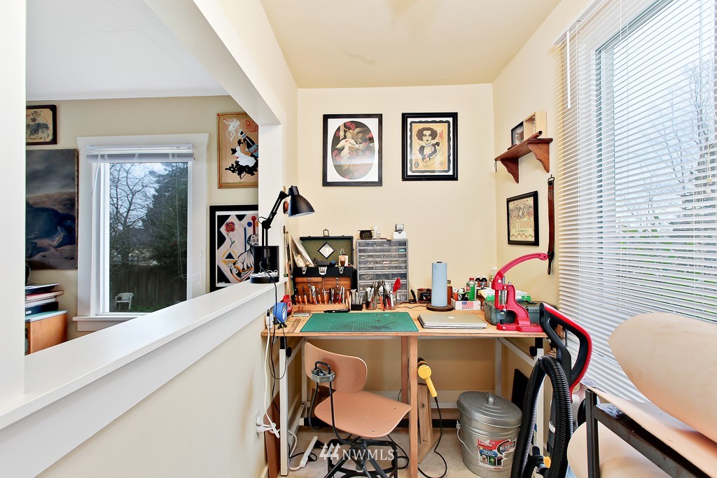 725 North 97th Street Seattle, WA 98103 - Photo 11 of 15 Gallery Image 11