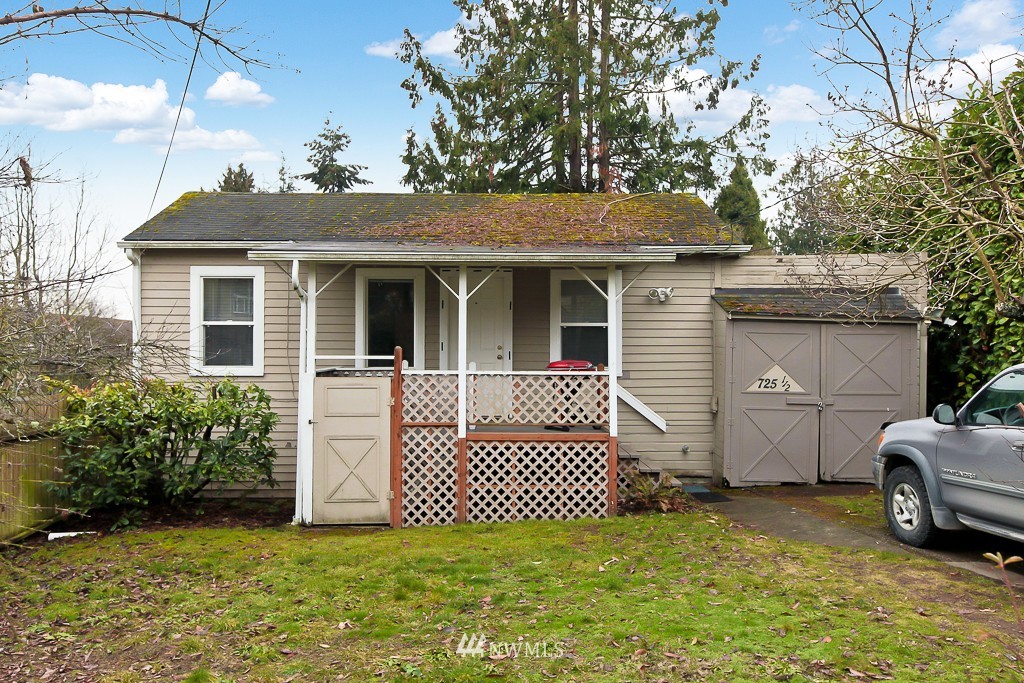 725 North 97th Street Seattle, WA 98103 - Photo 9 of 15 Gallery Image 9
