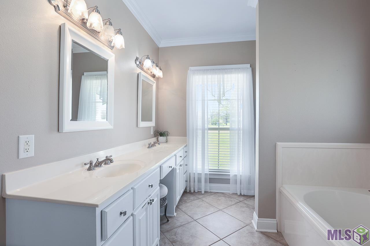 44510 Daniel Guidry Road St. Amant, LA 70774 - Photo 14 of 27 Gallery Image 14