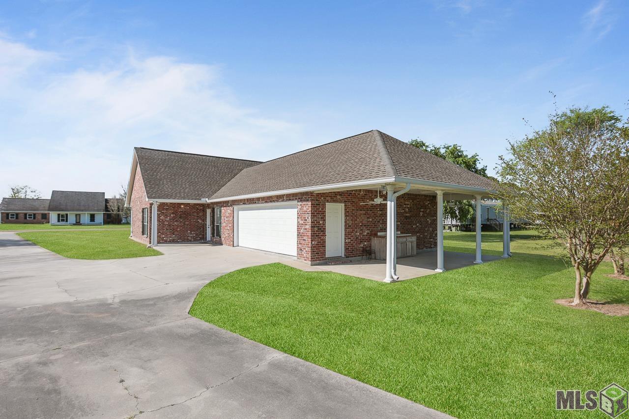 44510 Daniel Guidry Road St. Amant, LA 70774 - Photo 20 of 27 Gallery Image 20