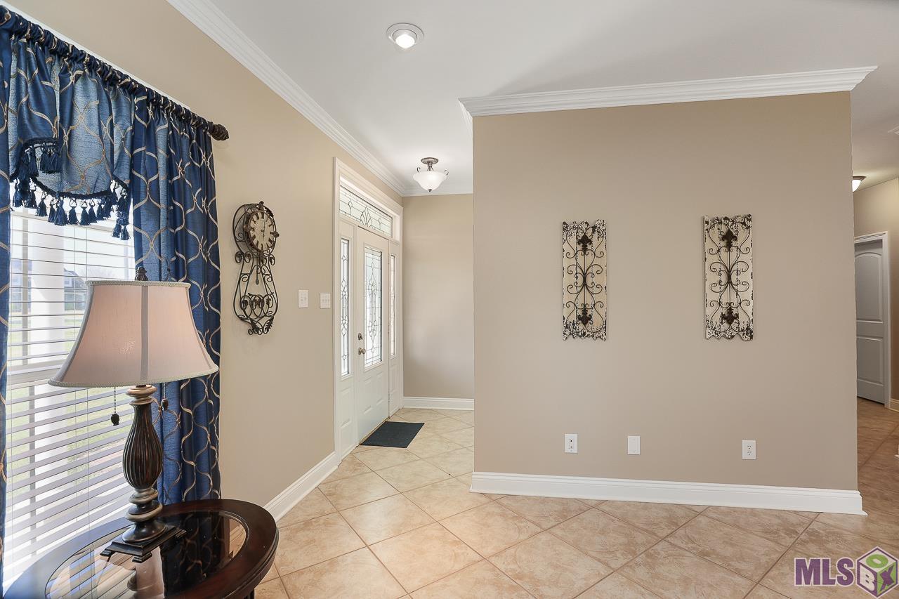 44510 Daniel Guidry Road St. Amant, LA 70774 - Photo 4 of 27 Gallery Image 4