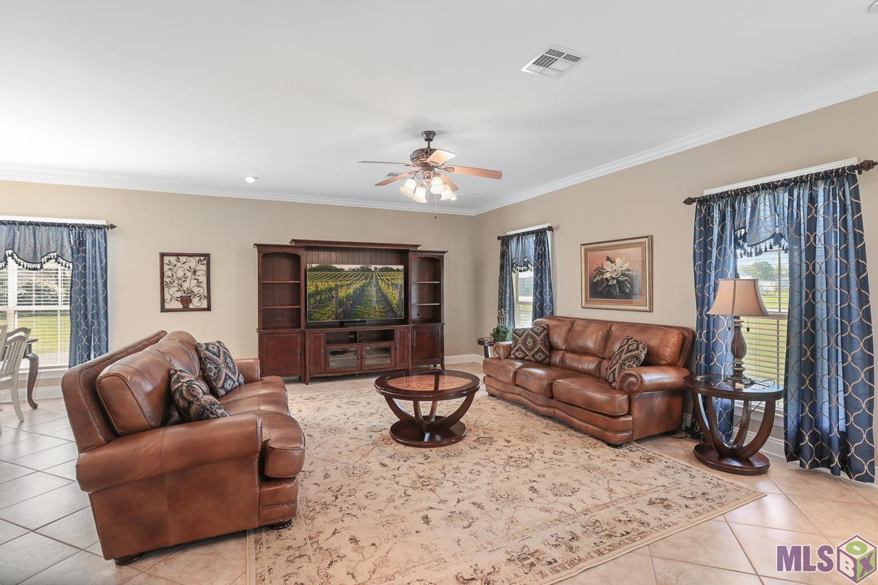 44510 Daniel Guidry Road St. Amant, LA 70774 - Photo 5 of 27 Gallery Image 5