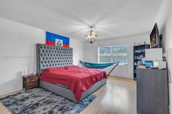 $1,800 | 6100 South Falls Cir Drive, Unit 410, Lauderhill, FL 33319