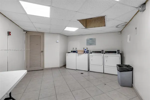 $1,800 | 6100 South Falls Cir Drive, Unit 410, Lauderhill, FL 33319