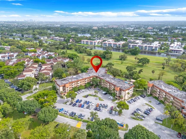 $1,800 | 6100 South Falls Cir Drive, Unit 410, Lauderhill, FL 33319