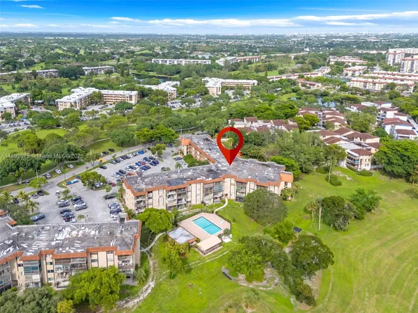 $1,800 | 6100 South Falls Cir Drive, Unit 410, Lauderhill, FL 33319