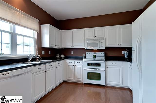 3 Brunner Court Greer, SC 29650 - Photo 5 of 25 Gallery Image 5