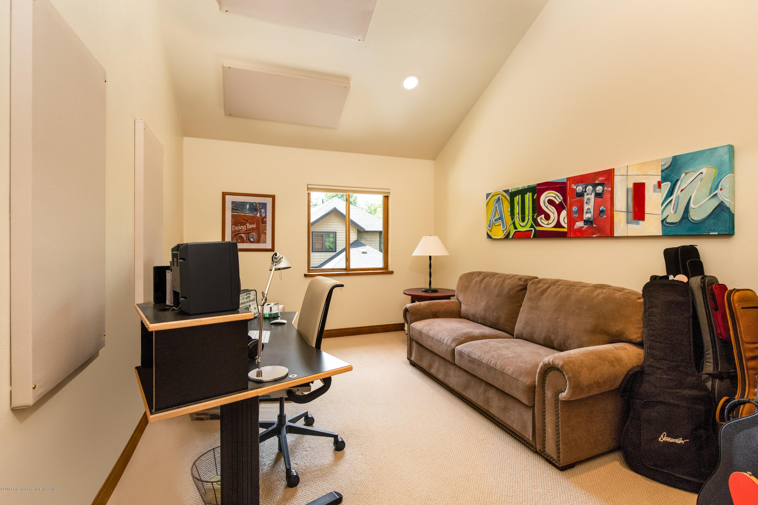 306 Allison Lane Basalt, CO 81621 - Photo 8 of 20 306AllisonLn_HiRes005