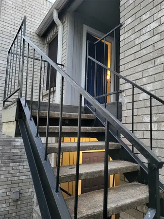 a view of entryway