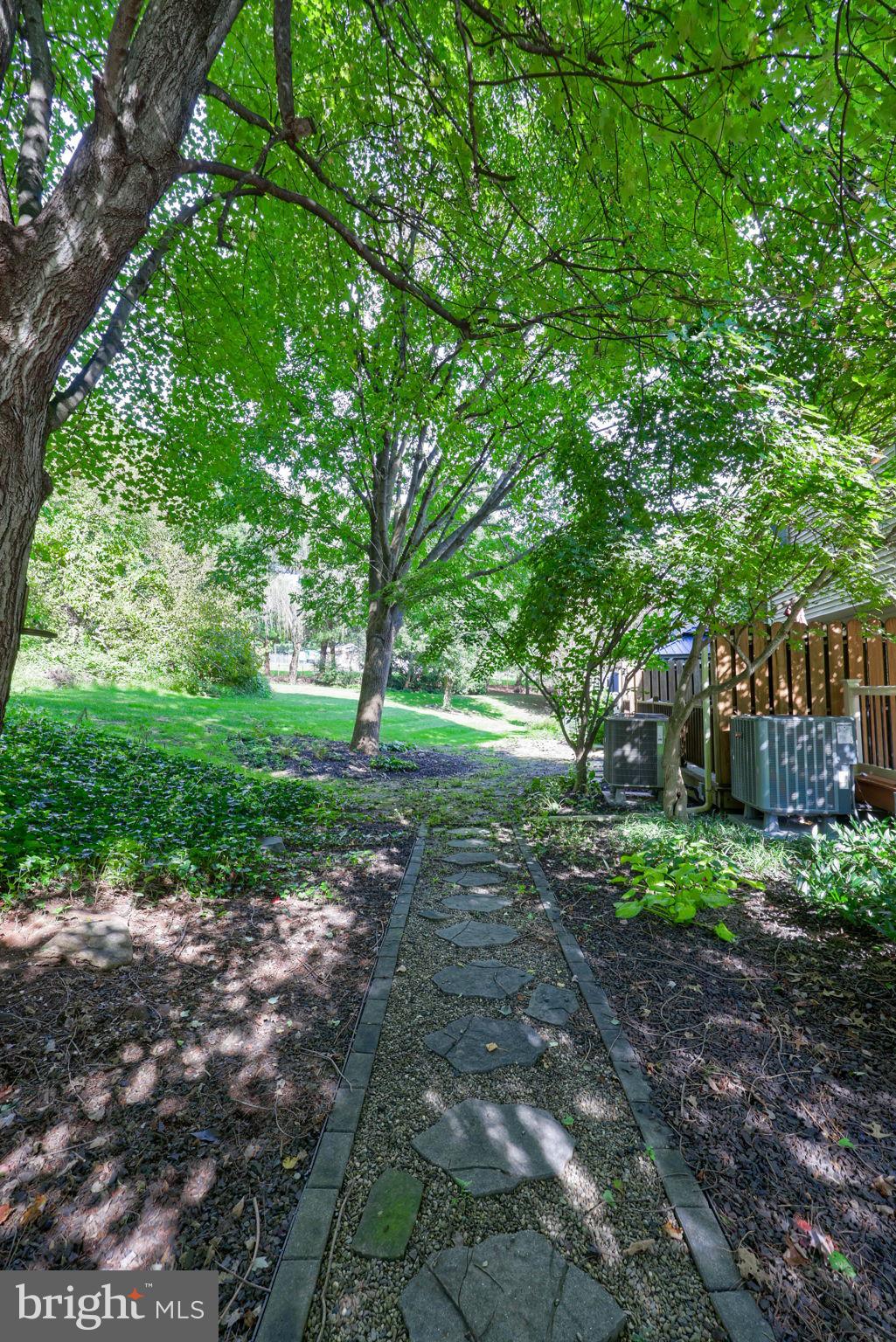 1817 Spring Ridge Lane Lancaster, PA 17603 - Photo 37 of 41 Gallery Image 37