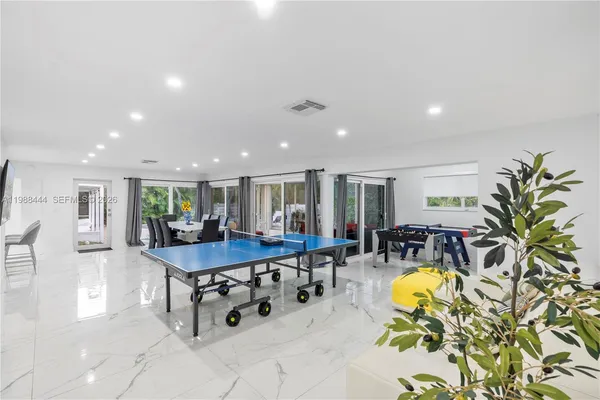 $12,000 | 1247 Jackson Street, Hollywood, FL 33019