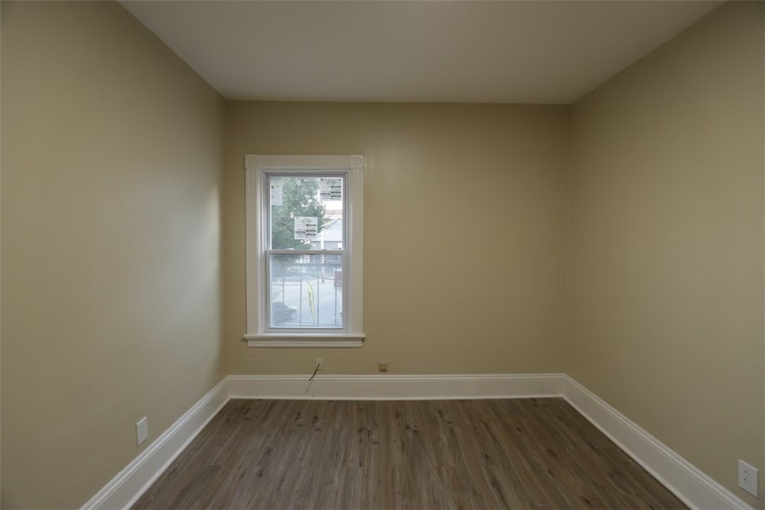 686 Broadway, Unit 2F Pawtucket, RI 02860 - Photo 7 of 9