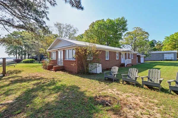 $700,000 | 214 Bennette Street, Eutawville, SC 29048