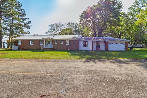 $700,000 | 214 Bennette Street, Eutawville, SC 29048