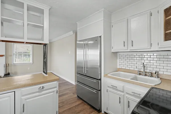 $700,000 | 214 Bennette Street, Eutawville, SC 29048