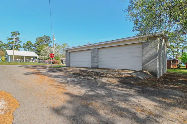 $700,000 | 214 Bennette Street, Eutawville, SC 29048