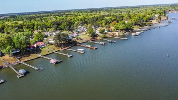 $700,000 | 214 Bennette Street, Eutawville, SC 29048