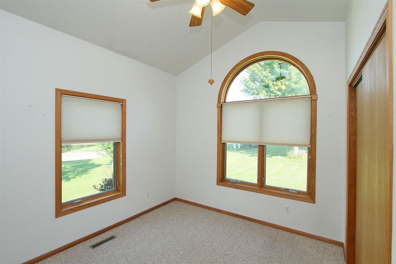 3121 East View Circle Drive Riverside, IA 52327 - Photo 24 of 50 Gallery Image 24