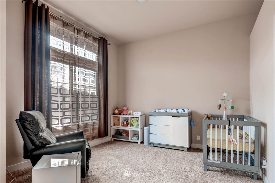 4115 Wells Avenue North Renton, WA 98056 - Photo 11 of 24 Gallery Image 11