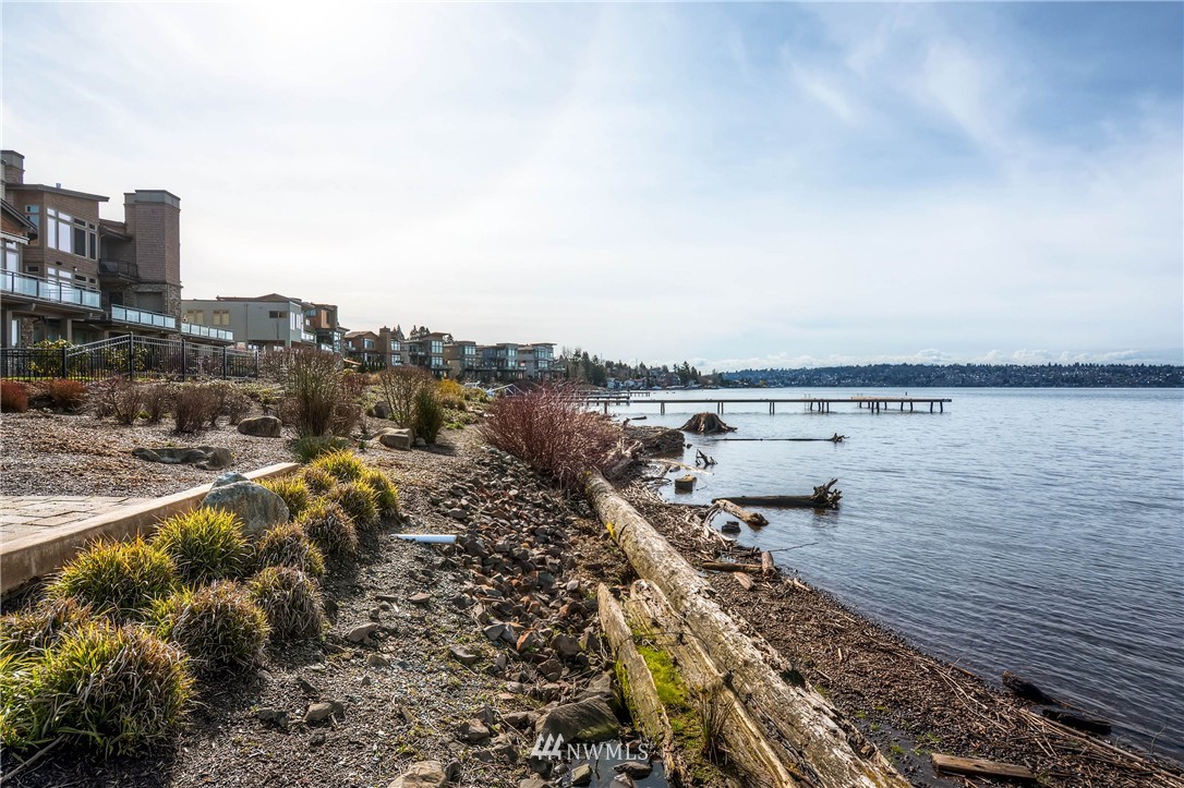 4115 Wells Avenue North Renton, WA 98056 - Photo 17 of 24 Gallery Image 17