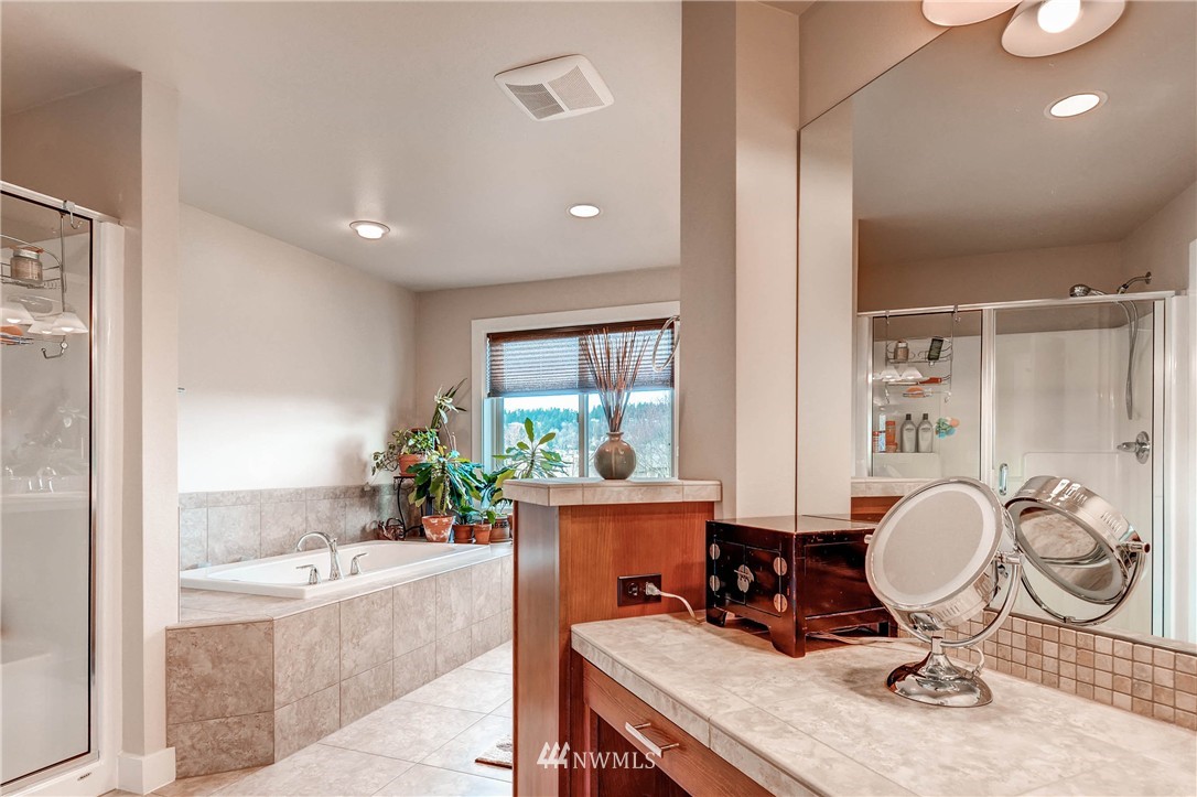 4115 Wells Avenue North Renton, WA 98056 - Photo 9 of 24 Gallery Image 9