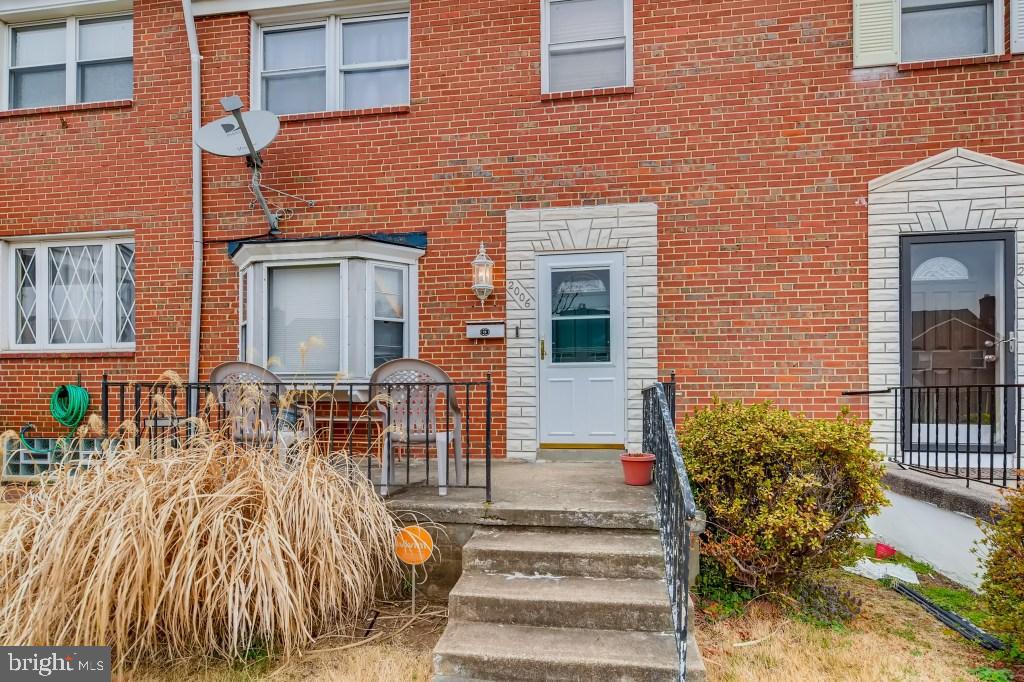 2006 Burnwood Road Baltimore, MD 21239 - Photo 4 of 27