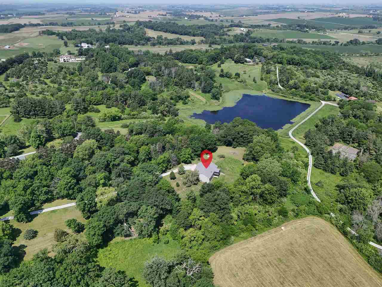 2066 Kestrel Ridge Southwest Oxford, IA 52322 - Photo 2 of 45 Gallery Image 2
