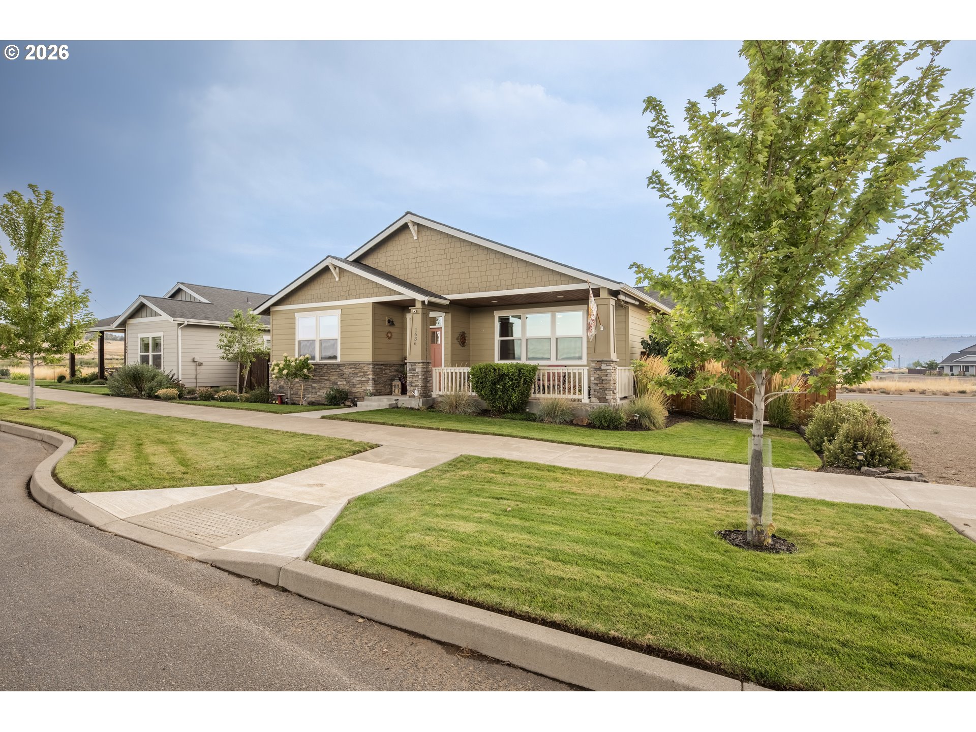 1636 Northeast Hudspeth Road Prineville, OR 97754 - Photo 2 of 21