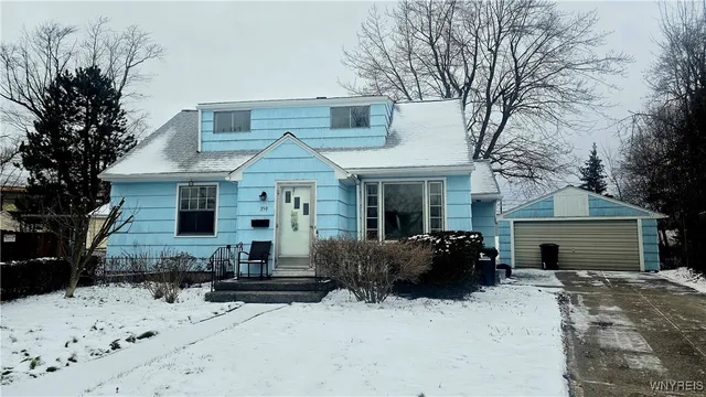 $2,400 | 359 Wrexham Court North, Tonawanda, NY 14150