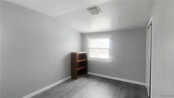 $2,400 | 359 Wrexham Court North, Tonawanda, NY 14150