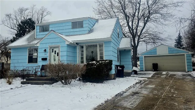 $2,400 | 359 Wrexham Court North, Tonawanda, NY 14150