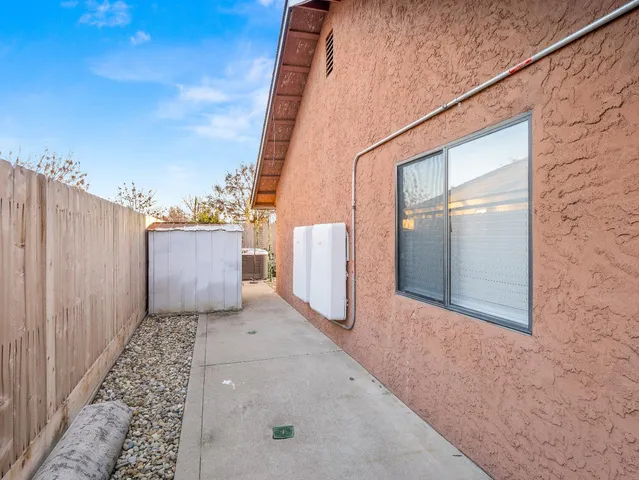 a view of outdoor space yard deck and patio