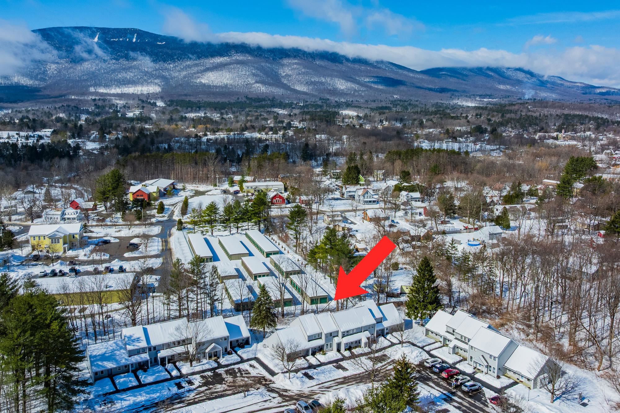 67 Bourn Brook Road, Unit 53 Manchester, VT 05255 - Photo 4 of 31