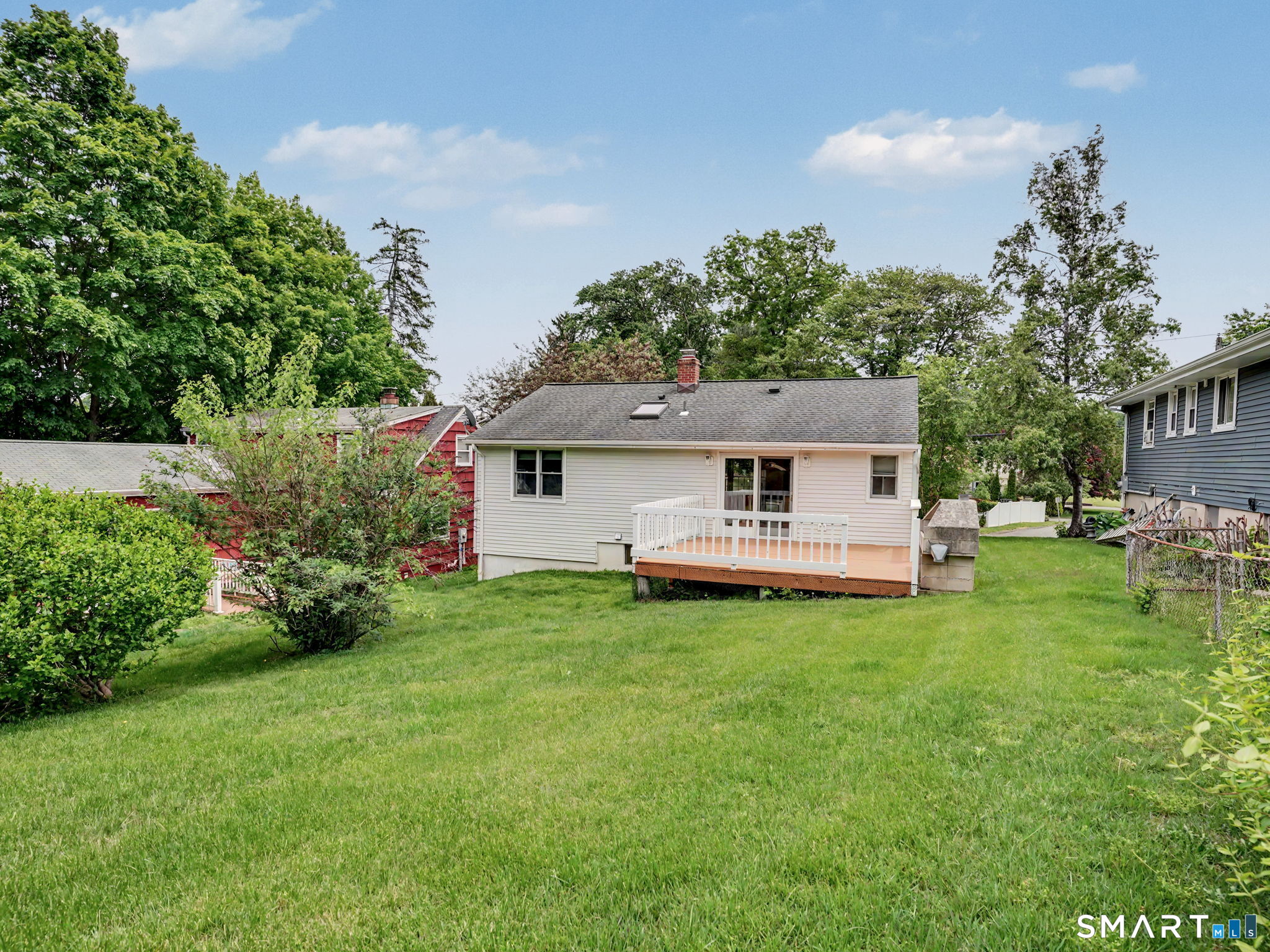 42 County Street Norwalk, CT 06851 - Photo 3 of 25