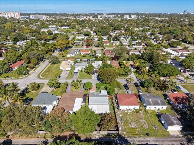 $3,400 | 1624 Northeast 175th Street, North Miami Beach, FL 33162