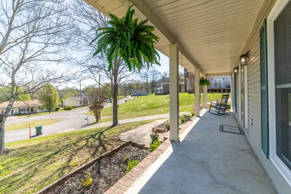 $375,000 | 1336 Charlotte Drive, Pulaski, TN 38478