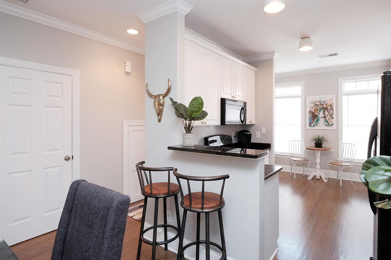 641 Highpark Lane Raleigh, NC 27608 - Photo 6 of 22 Photo 6