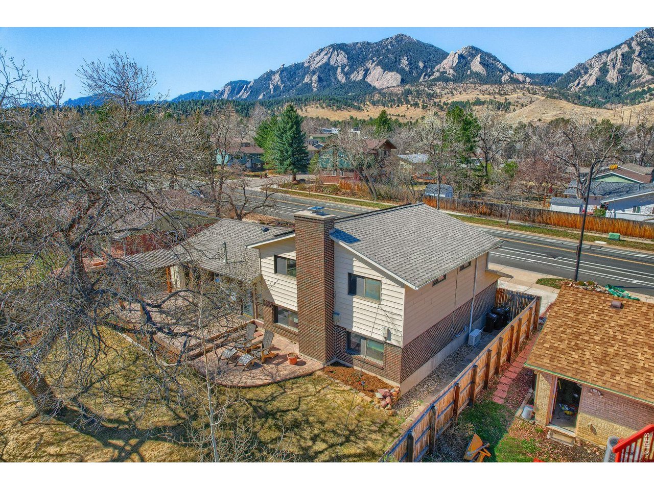 1270 Lehigh Street Boulder, CO 80305 - Photo 2 of 24 Spectacular views from this upper SW Boulder home