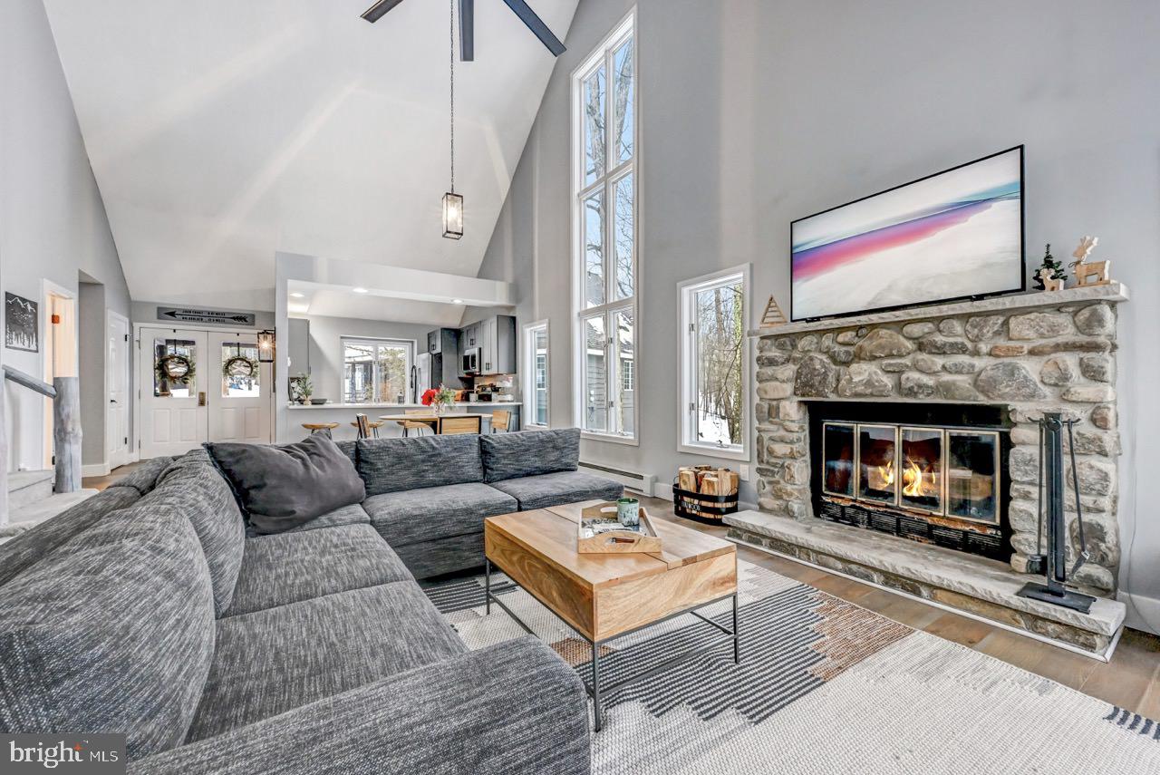 59 Midway Lake Lake Harmony, PA 18624 - Photo 11 of 83