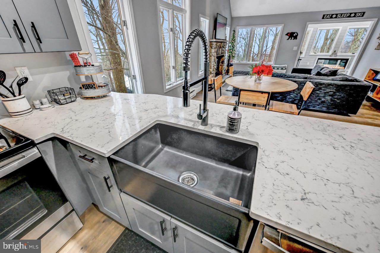 59 Midway Lake Lake Harmony, PA 18624 - Photo 32 of 83