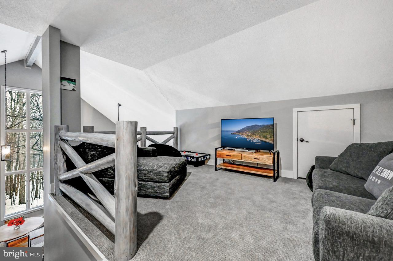 59 Midway Lake Lake Harmony, PA 18624 - Photo 63 of 83