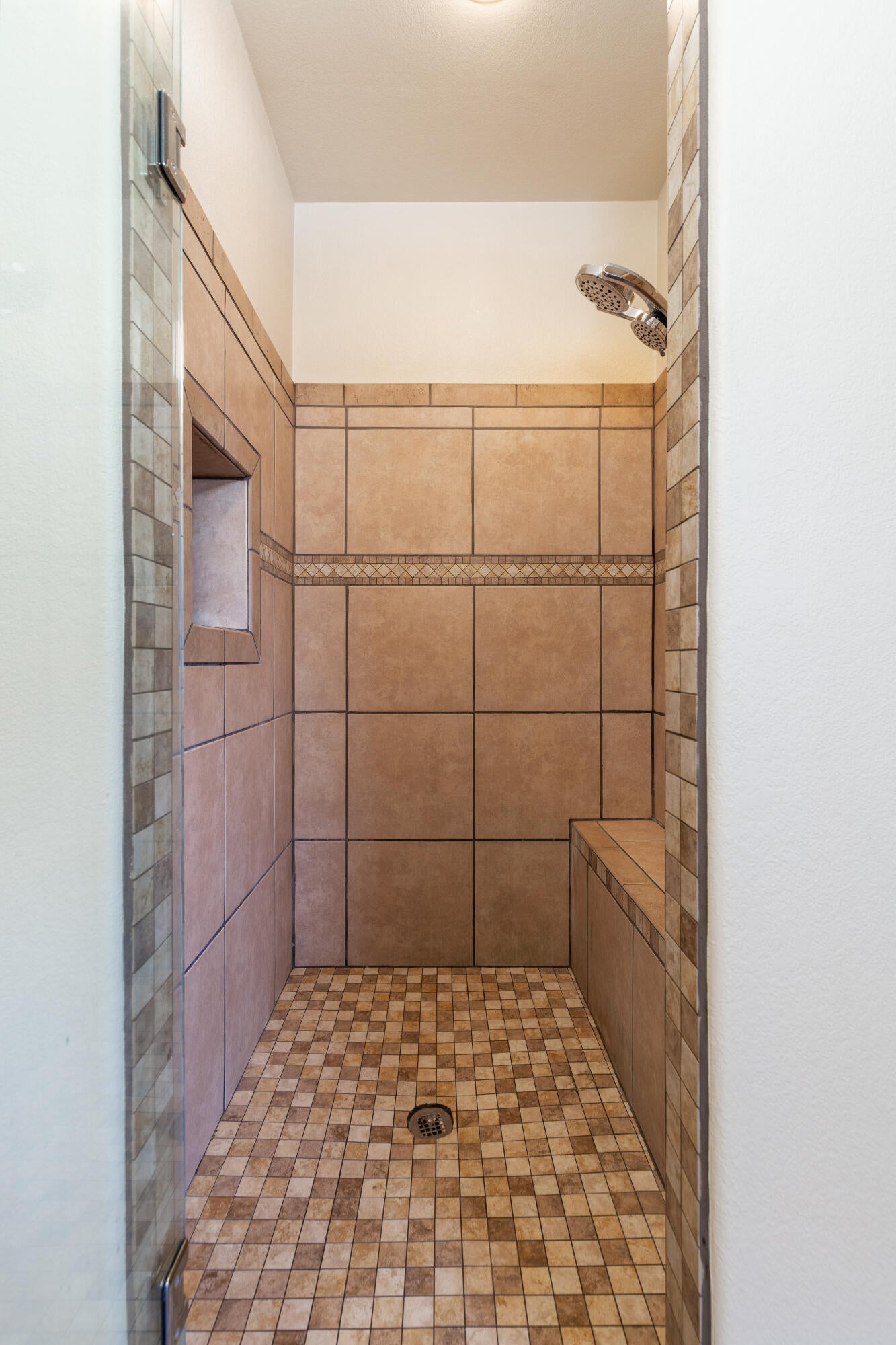 59072 East 301 Road Grove, OK 74344 - Photo 25 of 55 Primary Shower