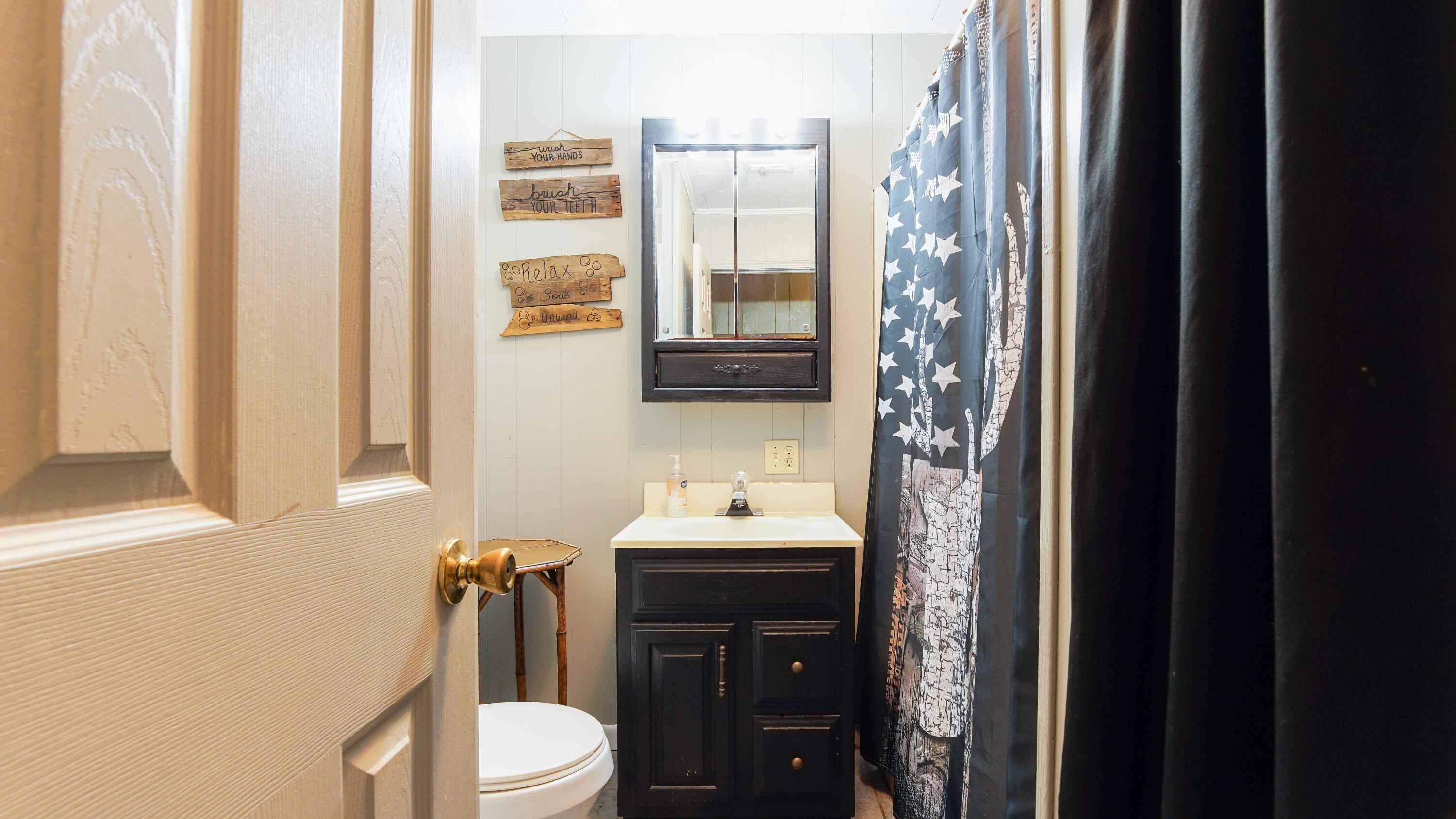 1189 Juniper Lake Road DeFuniak Springs, FL 32433 - Photo 24 of 39 DSC00289