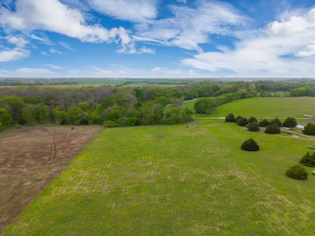 a view of an outdoor space and a yard
