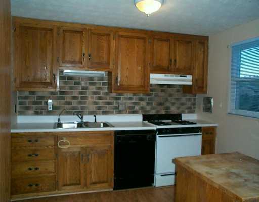 117 Fox Run Road Cranberry Township, PA 16066 - Photo 2 of 7 Kitchen.