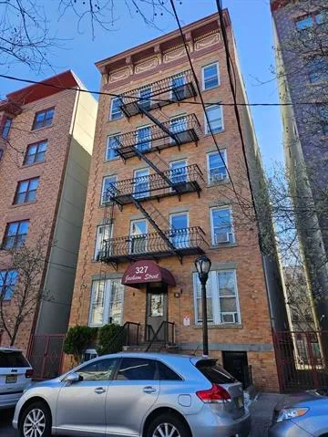 $2,100 | 327 Jackson Street, Unit 7, Hoboken, NJ 07030